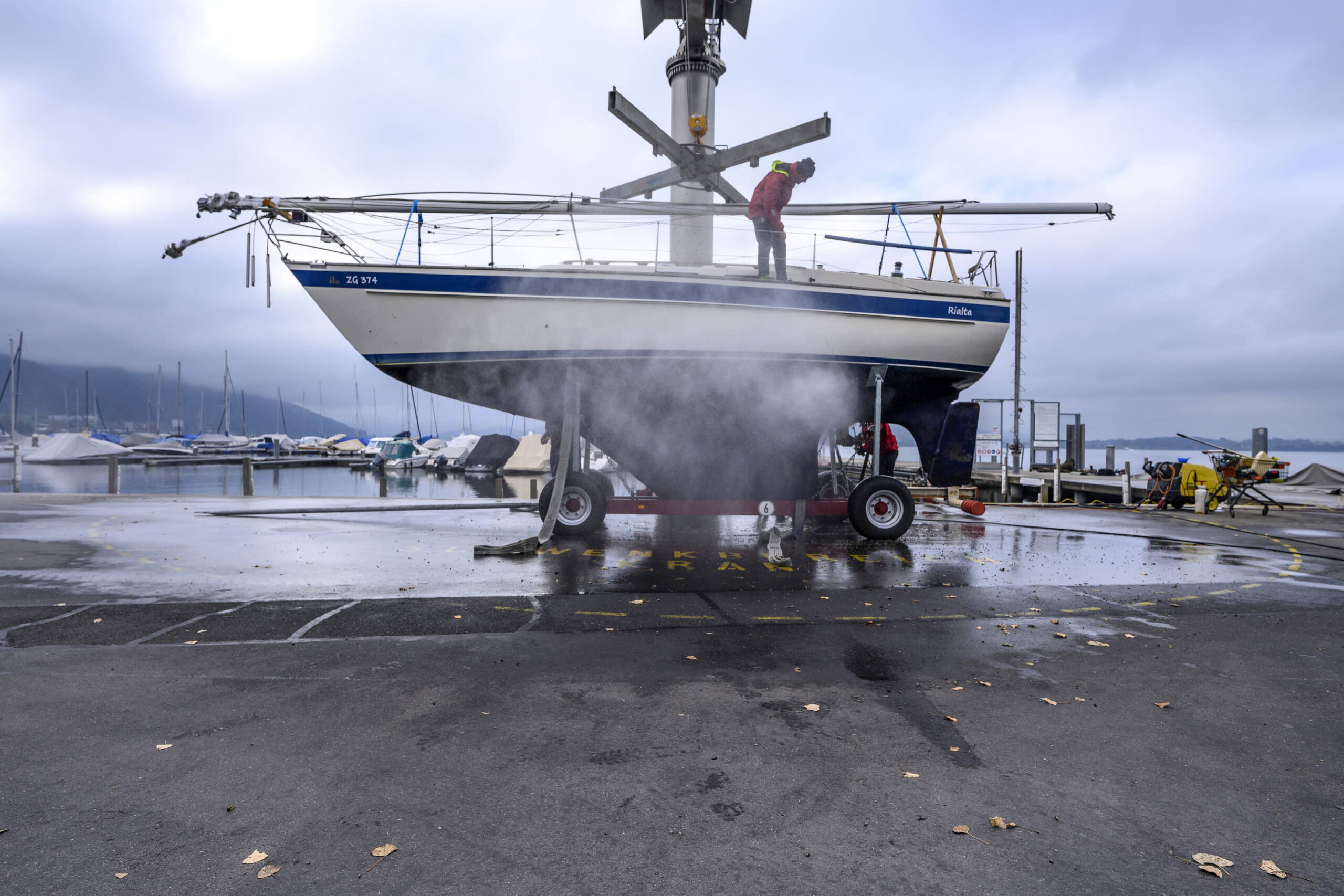 Zoom: ab241111-n-172.jpg